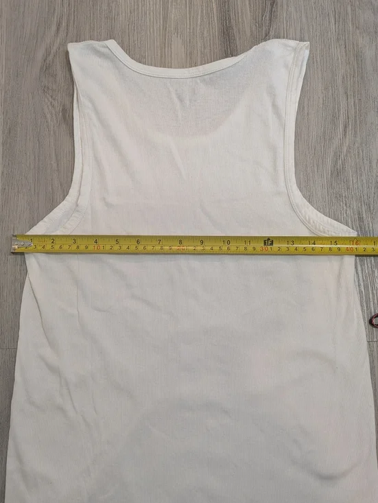 ✨3/$20✨ French Connection White Ribbed Tank Top – Size M - Picture 6 of 6